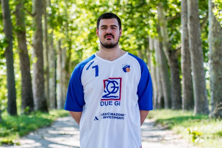 Ferrara Basket 2018   - Conferma dell&#8217;atleta Matteo Cattani