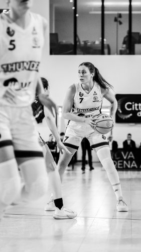 Chiara Bacchini, esempio a tutto tondo