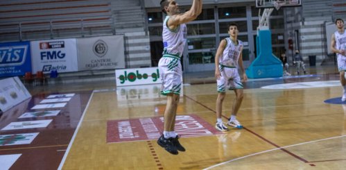 Luciana Mosconi Ancona - Capitan Centanni " A Civitanova prova concreta. Fabriano test importante "