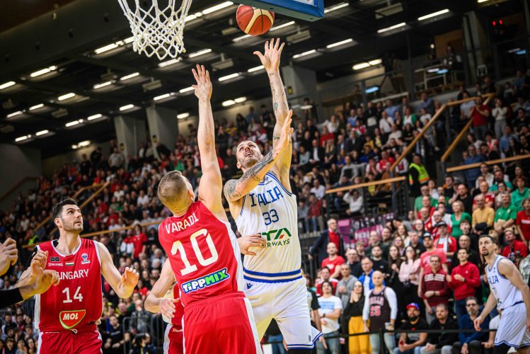 EuroBasket 2025 Qualifiers: Ungheria-Italia 62-83.