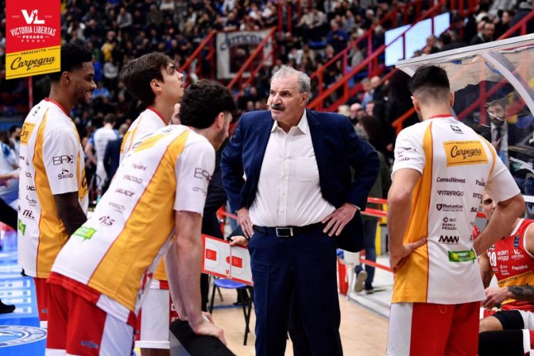 Coach Meo Sacchetti presenta Umana Reyer Venezia - Carpegna Prosciutto Basket Pesaro
