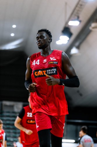 CMT Orange Tools Pesaro  - Infortunio al ginocchio sinistro per Andrea Dut Biar Mabor