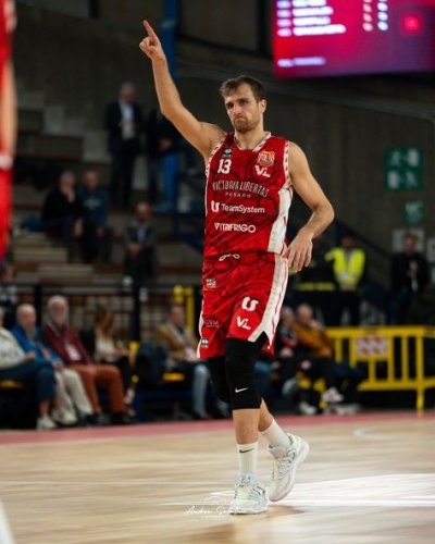 Victoria Libertas Pallacanestro Pesaro   -  Infortunio per Quirino De Laurentiis