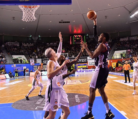 APU GSA Udine – Assigeco Piacenza 76-68