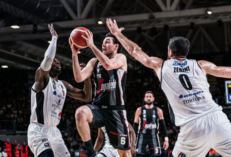 LBA, Playoff, gara 2 quarti di finale | Virtus Segafredo Bologna vs Bertram Derthona Tortona: 83-77