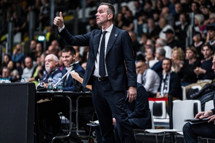Virtus Olidata Bologna vs Acqua S.Bernardo Cant� il pre partita