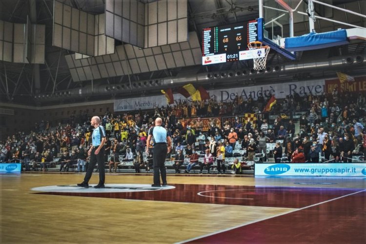 Basket Ravenna - Domenica alle 18 l’OraSì torna al Pala De André per la sfida con Verona