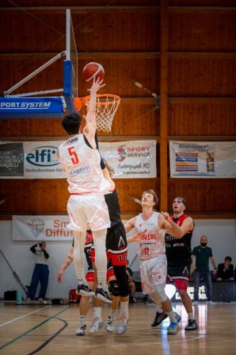Presentazione Chemifarma Bask�rs Forlimpopoli-Valdiceppo basket