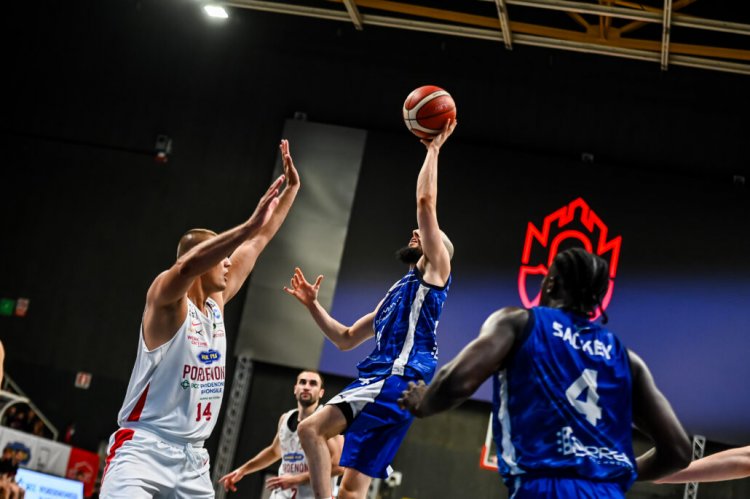 BCC Pordenone - Ferrara Basket 2018 Adamant  64 &#8211; 68 (16-15; 27-37; 42-57)