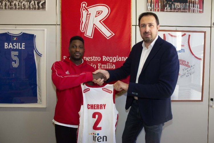 Cherry si presenta: “Pronto ad aiutare la squadra: ho grandi motivazioni”. Sabato il saluto ai tifosi allo “stoRE”