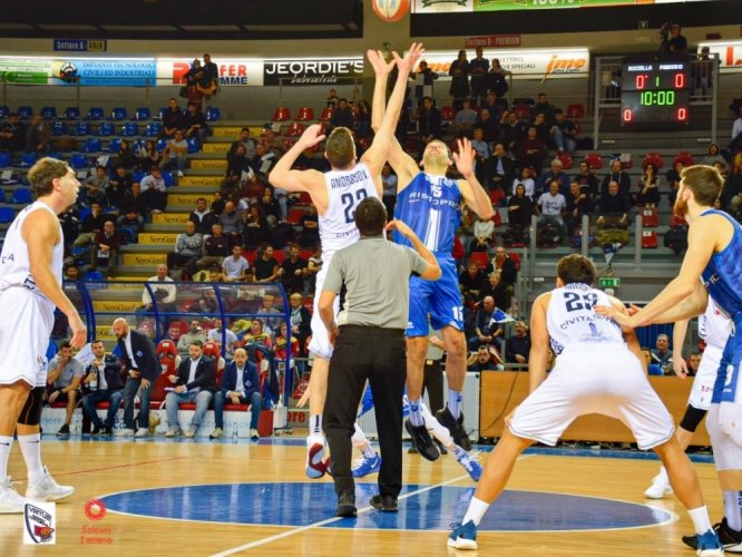 Pre - gara :  Rossella Civitanova Basket  vs Albergatore Pro Rinascita Basket Rimini