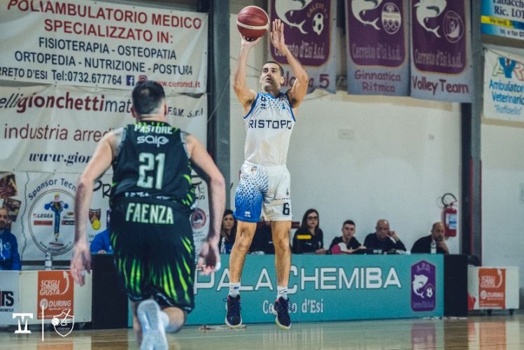Ristopro Janus Basket Fabriano - Raggisolaris Blacks Faenza 86-76 (15-22, 26-19, 19-23, 26-12)