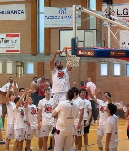E80 Group LG Competition C. Monti - Nuovo Basket Fossombrone 90-57