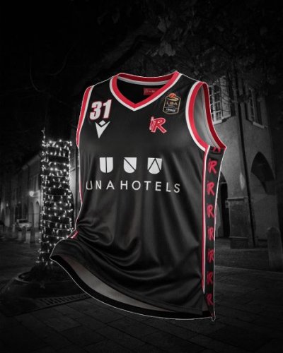 Pallacanestro Reggiana  -  La “Black Edition” � realt�