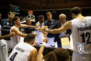 Fortitudo Lavoropiù - AIX Armani Olimpia Milano 71 -82