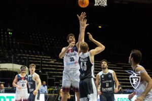 Champions League: Fortitudo Lavoropiù Bologna - Brose Bamberg 63 -100