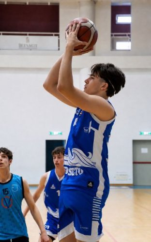 Il roster della Tema Sinergie Raggisolaris Faenza si completa con nove giocatori della Raggisolaris Academy