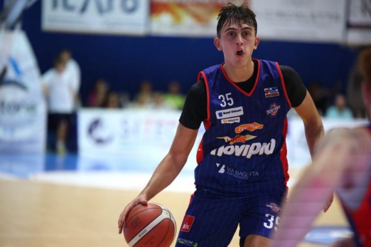 Francesco Marcucci  � un giocatore della Raggisolaris Tema Sinergie Faenza
