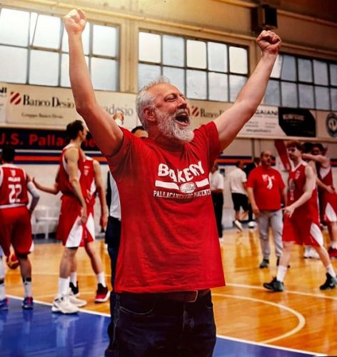 Bakery Piacenza, contro Legnano  festa biancorossa