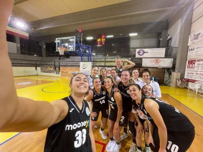 Pall. Umbertide  -  MooneyGo Senigallia Basket 51 - 64