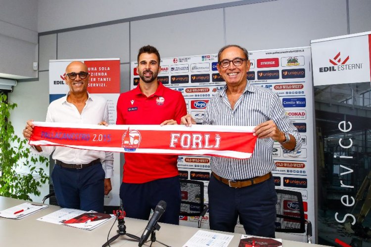Pallacanestro 2.015 Unieuro  Forl : Presentazione Riccardo Tavernelli