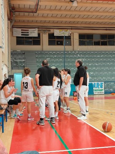 MooneyGo Basket 2000 Senigallia 42   Frascati 51