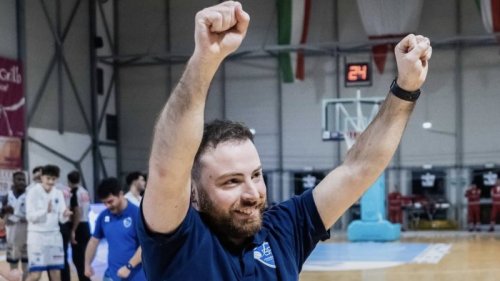 La Janus Basket Fabriano  conferma Elia Rossi come Head Coach