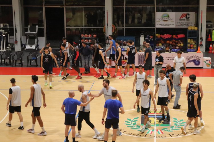 Olimpia Castello - Rebasket Reggio Emilia il pre partita