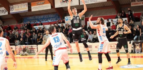 Sinermatic Ozzano – Luciana Mosconi Ancona 74-64 (20-14, 14-21, 22-12, 18-17)