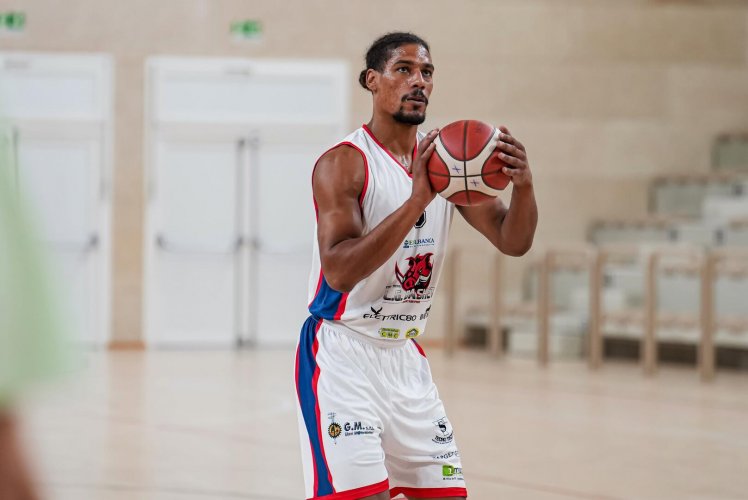 E80 Group LG Competition Castelnovo Monti - Taurus Basket Jesi 79-57  Parziali: 23-19; 42-27; 66-46.