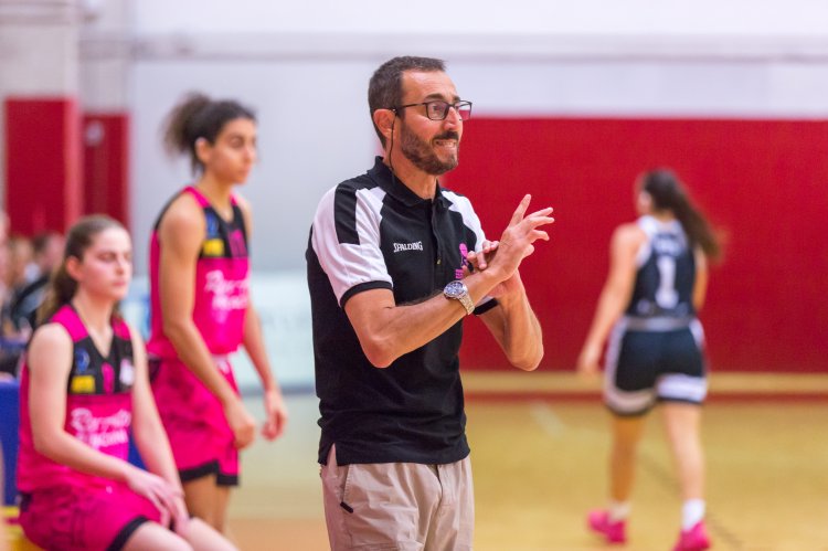 Fiore Basket Valdarda-Ren Auto Rimini Happy Basket 57-39 (17-17, 32-23, 48-27)