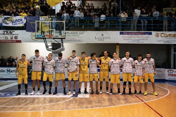 Si riparte a porte chiuse con un derby : Janus Fabriano - Sutor Montegranaro .