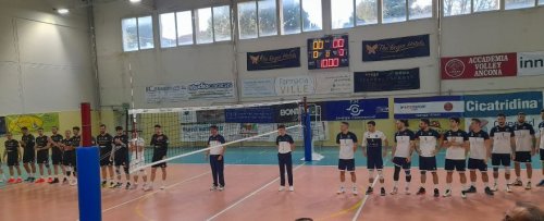 LA NEF Volley Libertas Osimo  inciampa nel derby contro Ancona