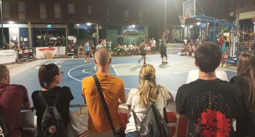 The King of Playground basket in Piazza a Viilla Verucchio nel ricordo di  Raffo e Poss