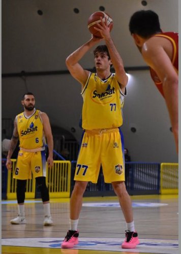 Luca Campori � un giocatore della Raggisolaris Tema Sinergie Faenza