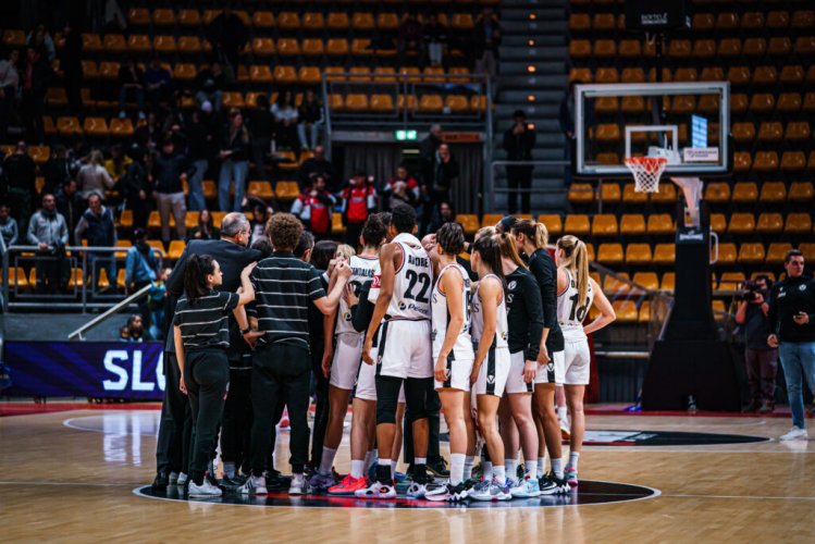 Virtus Segafredo Bologna  - Il prepartita dell�assistant coach Lanfranco Giordani