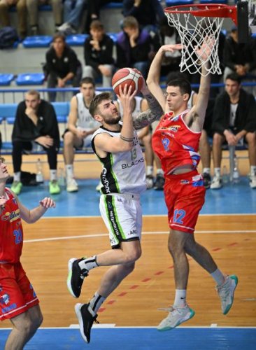 I Raggisolaris Blacks Faenza attesi dal derby in casa della Virtus Imola