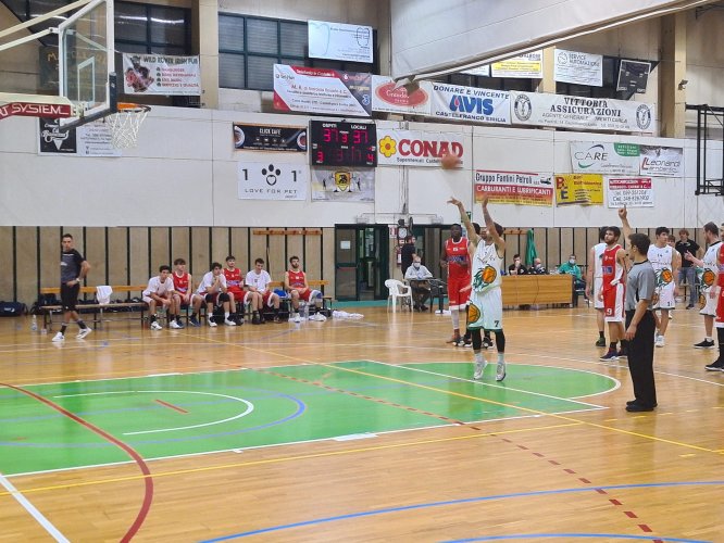 Ottica Amidei Basket Castelfranco  Basketreggio 58-61 (14-19; 14-9; 16-15; 14-18)