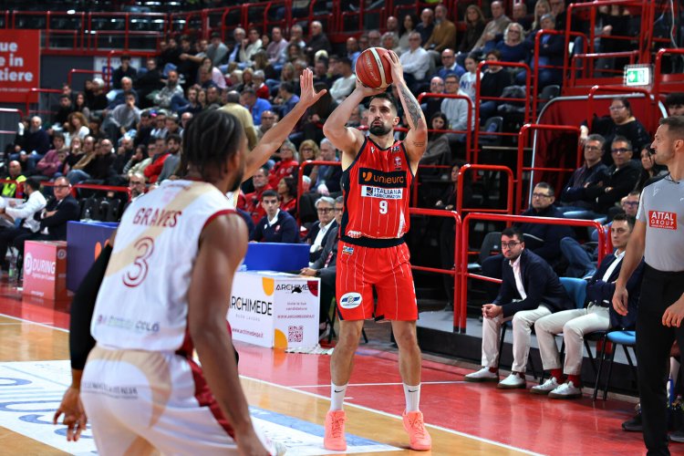 Pallacanestro Forl� 2.015  Unieuro -  Libertas Livorno  87-92 (19-31, 41-57, 64-80, 87-92)