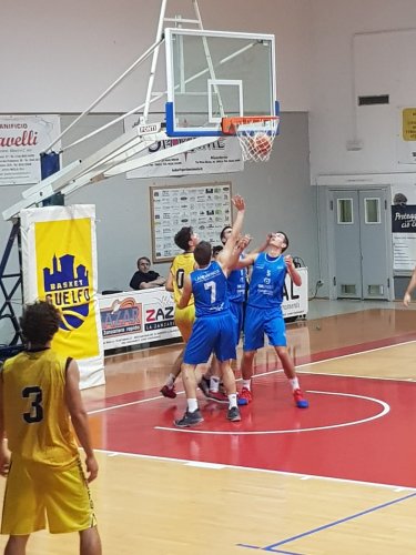 Il Guelfo Basket non brilla contro il Montecchio e incassa la quarta sconfitta.
