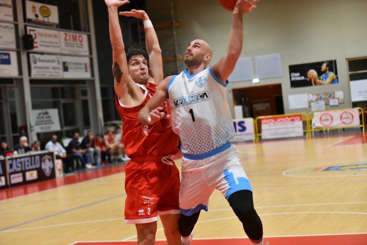 Olimpia Castello -   Stings Mantova  73-95
