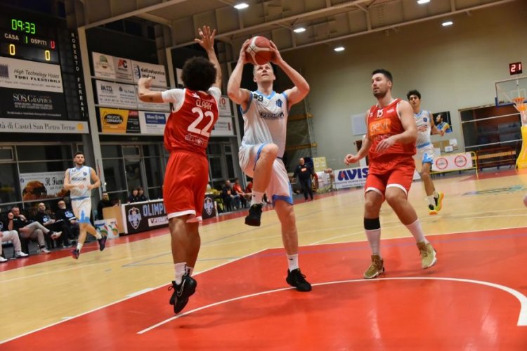 Mondragone - Vifermeca Olimpia Castello il pre partita