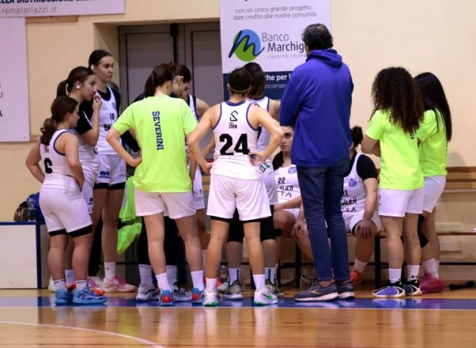 Basket Pontedera  vs  Bagalier Feba Civitanova Marche  62-56
