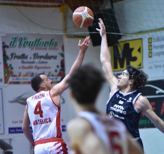Halley Matelica-Bramante Pesaro 59-52 (Serie 2-1)