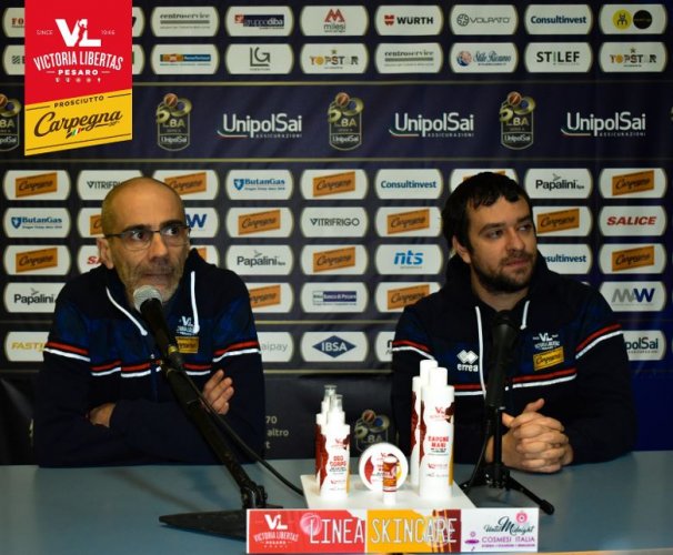 Paolo Calbini e Luca Pentucci presentano Vanoli Cremona vs Carpegna Prosciutto Basket Pesaro
