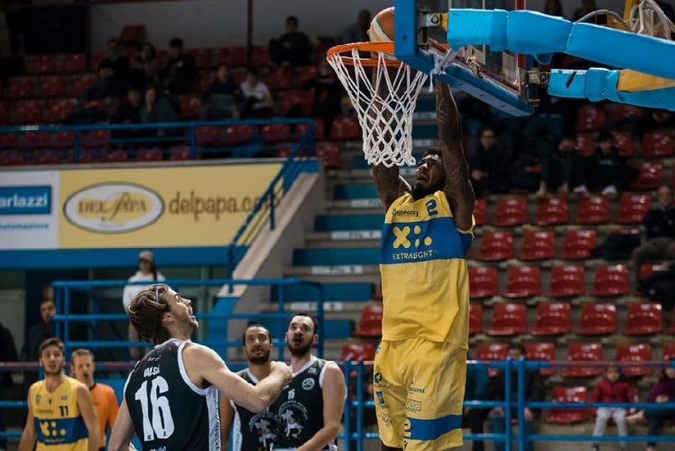 Poderosa Pallacanestro Montegranaro  : nota sulla situazione di James Thompson