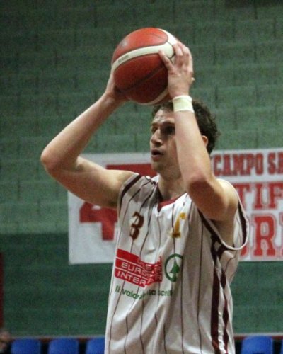 Despar 4 Torri Ferrara 74 &#8211; 53 Progresso Happy Basket (27-7; 48-22; 57-36)