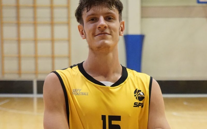 Scuola Pallacanestro Vignola : Sebastiano Righetti giallo-nero anche nella prossima stagione