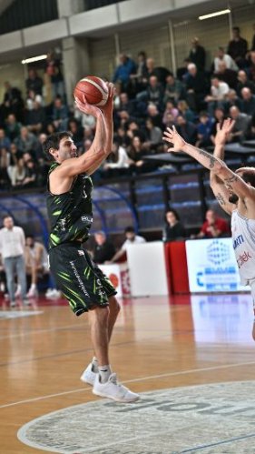 Andrea Costa Imola 62  Raggisolaris Blacks Faenza 67