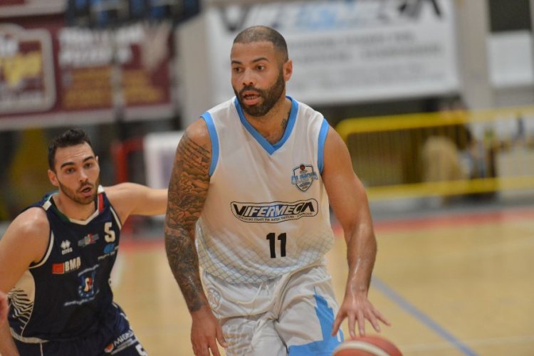 Olimpia Castello - ReBasket Reggio Emilia 91-83